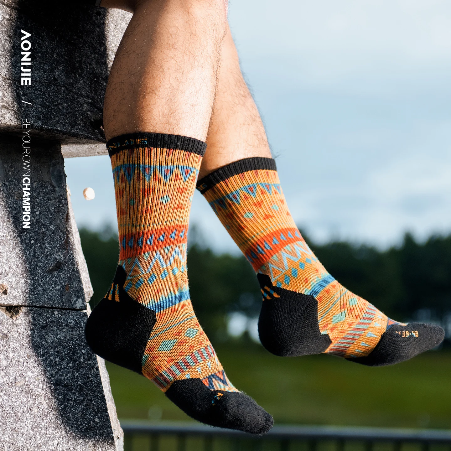 AONIJIE 아웃도어 울 크루 양말 중간 길이 따뜻하 - Wool Hiking Sock 리뷰 및 가격